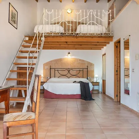 Canals & Farm stay Campos (Mallorca)