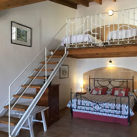 Farm stay Canals &